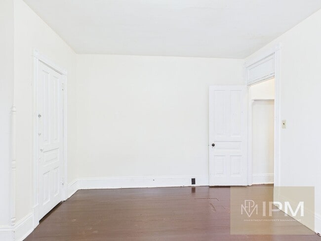 Building Photo - Charming 5 Bedroom, 2 Bath home in Manheim, Pa!