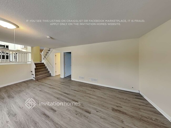 Building Photo - 716 Cambridge Ave