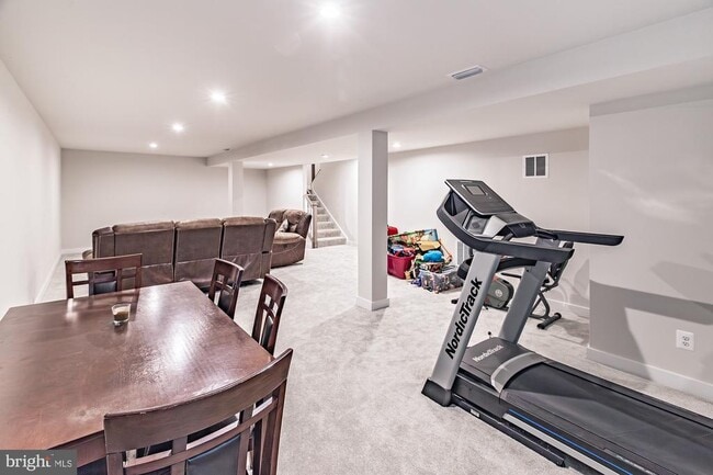 Building Photo - 604 Longleaf Dr