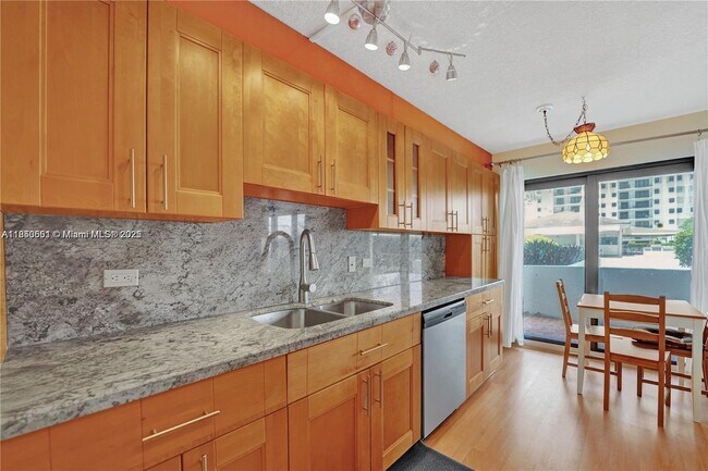 Building Photo - 1201 S Ocean Dr