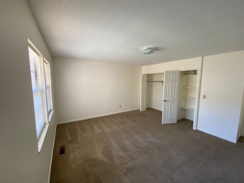 Bedroom1 - 215 Gum Hollow Rd