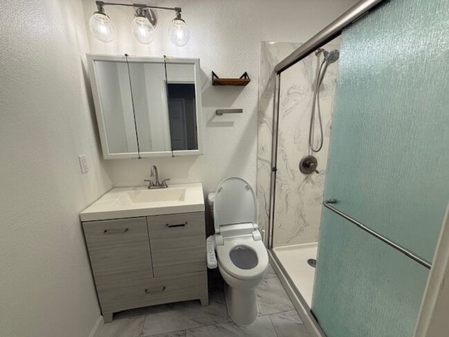 Building Photo - 257 Watson Dr