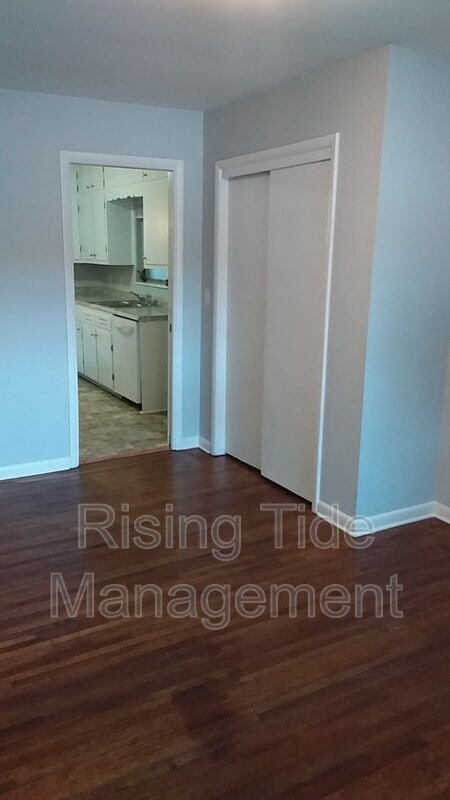 Building Photo - 7016 Briarwood Ln