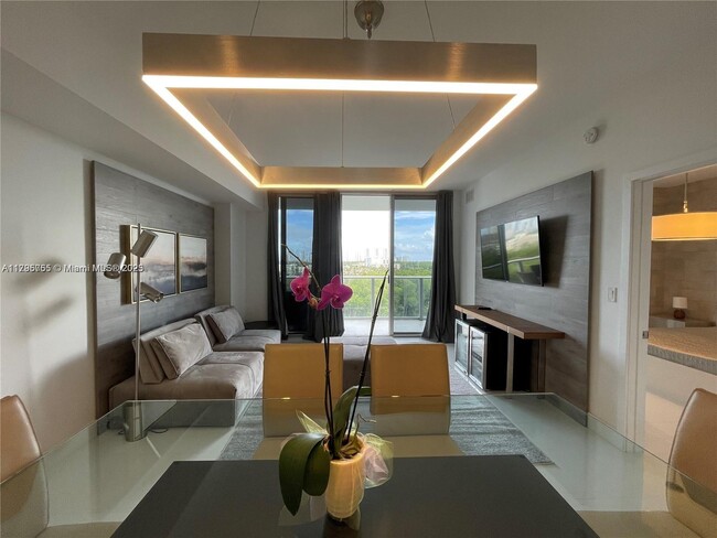 Building Photo - 16385 Biscayne Blvd