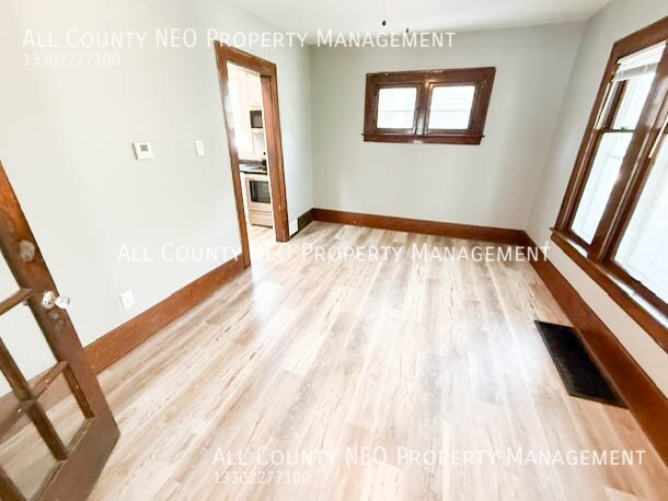 Building Photo - 73 Belvidere Way