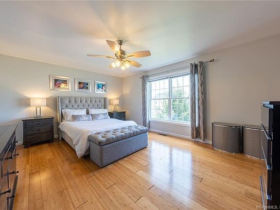 Building Photo - 50 Hidden Pines Cir