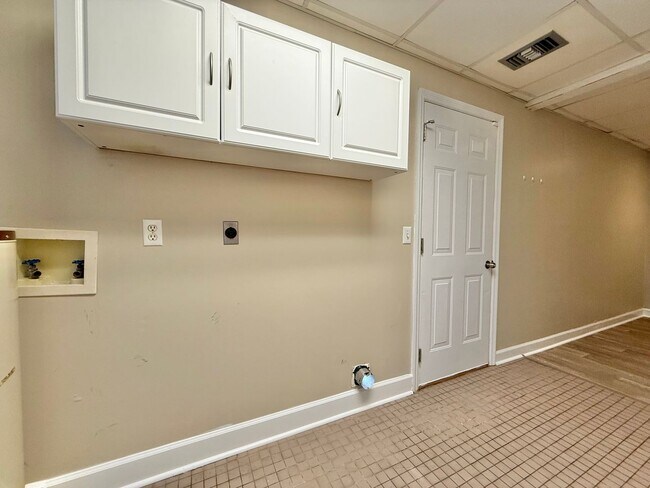 Building Photo - 279 Rice Gate Dr