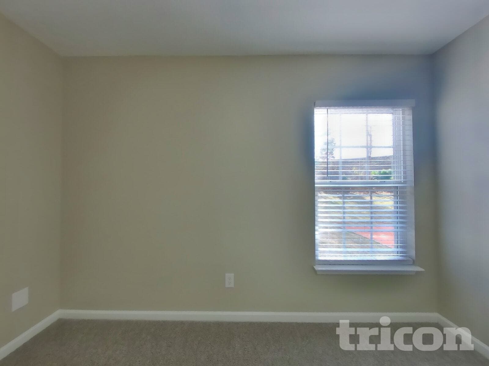 Building Photo - 3505 Flora Dr