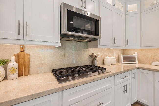 Building Photo - 39295 Camino Manena