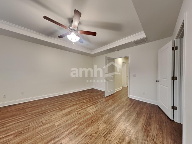 Building Photo - 1830 Produce Ln