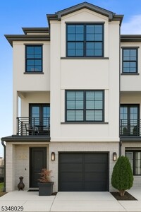 Building Photo - 15 Harbor Front Terrace