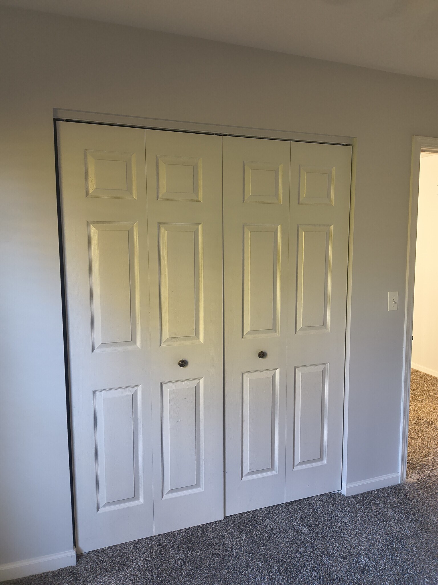 Building Photo - 22241 W Niagara Trl