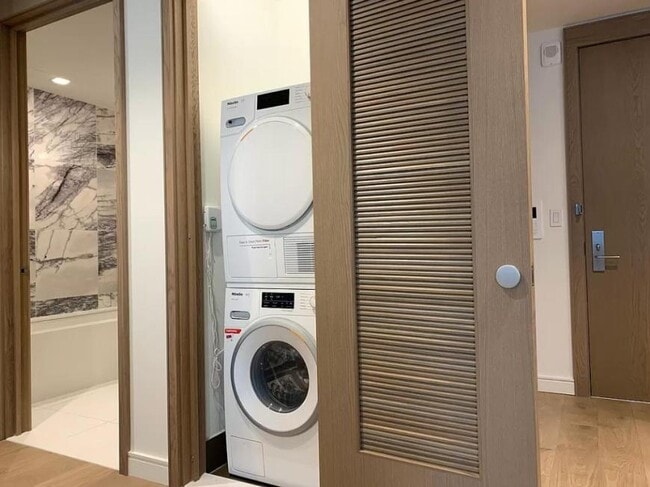 Building Photo - 2 bedroom in BROOKLYN NY 11226