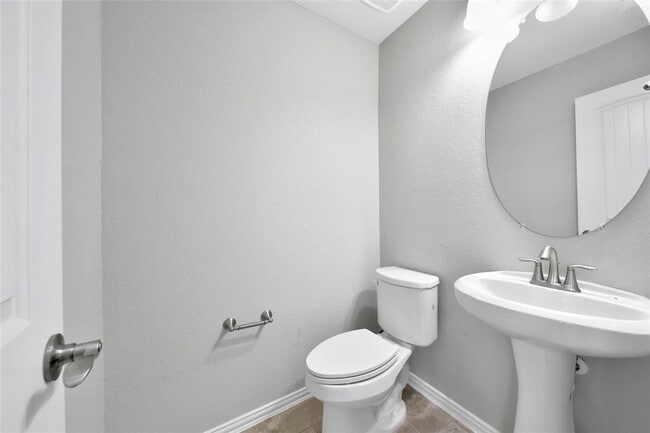 Building Photo - 21283 Lily Springs Dr