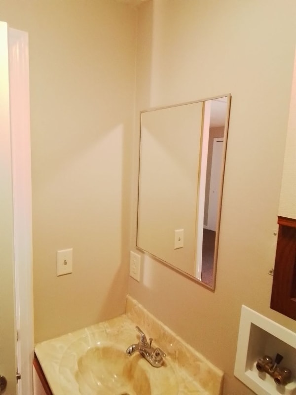 Building Photo - 959 Lancaster St