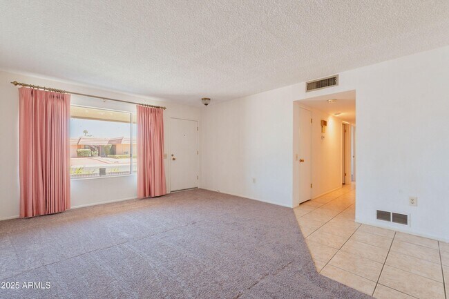 Building Photo - 10733 W Loma Blanca Dr