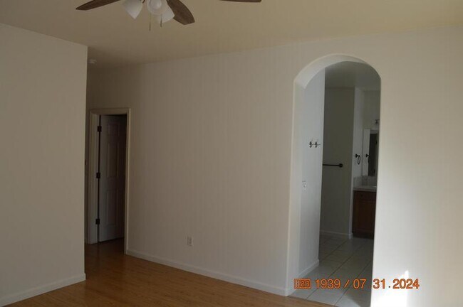 Building Photo - 2725 Amalfi