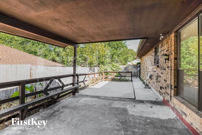 Building Photo - 3944 Misty Meadow Dr