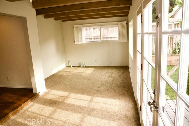 Building Photo - 422 Avenue E