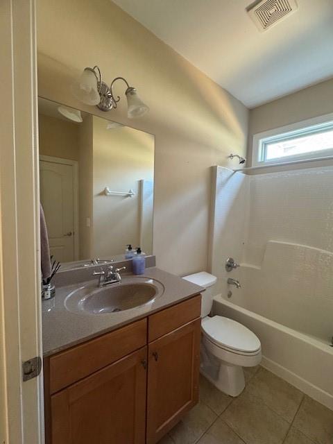 Building Photo - 2065 Manor View