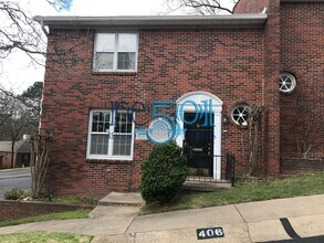 Building Photo - Pleasant Valley Condo