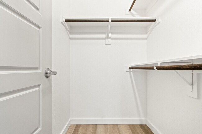 Building Photo - ** MOVE IN SUMMER 6/28/2028 ** 4 Bedroom 4.5 Bathroom Very Short walk to TCU campus