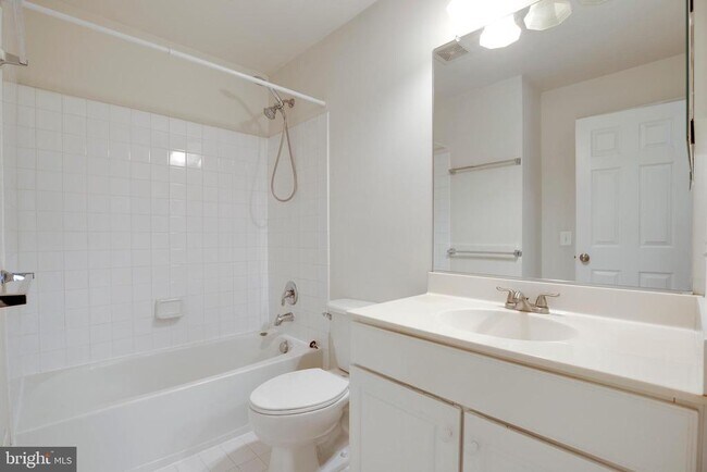 Building Photo - 5097 Pale Moon Way