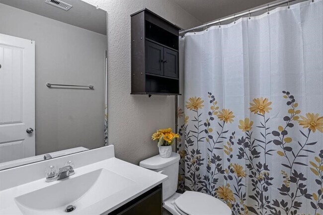 Building Photo - 518 Poppy Field Ct