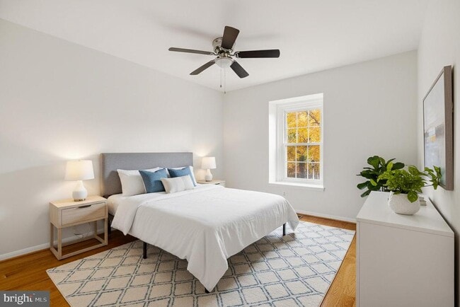 Building Photo - 7393 Swan Point Way