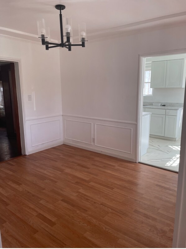 Building Photo - 8724 Ruthelen St