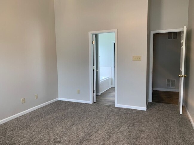 Building Photo - Canterfield Ranch Home      250721