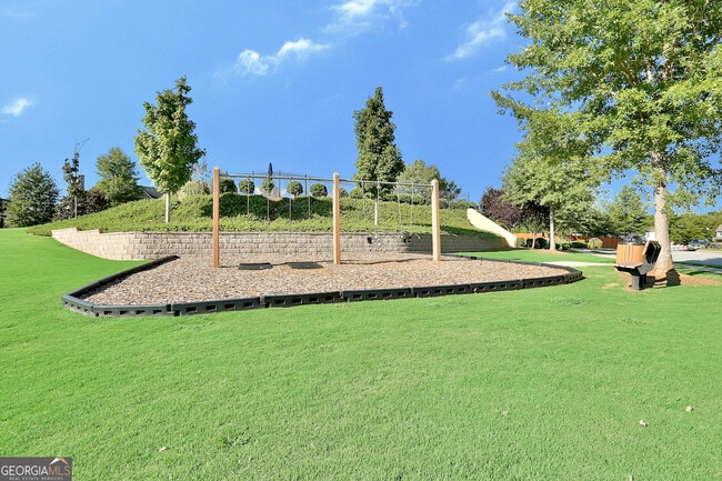 Building Photo - 318 Stillwood Dr