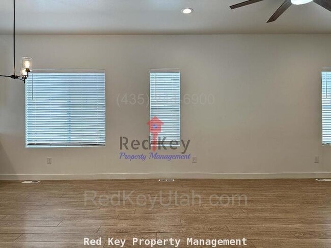 Building Photo - Osprey Dr. Single Family Home