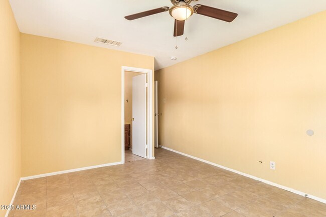 Building Photo - 18240 N 34th Dr