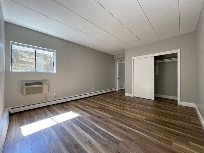Building Photo - 24 Highland Ave