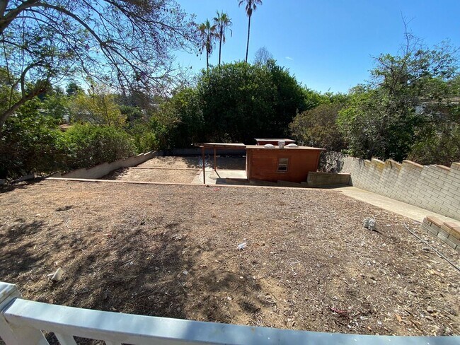 Building Photo - Newly built (2022)! 4BD/2BA, HUGE Yard!