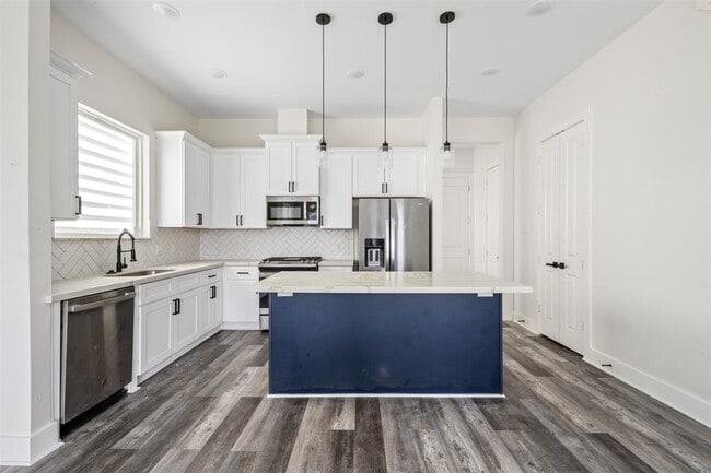 Building Photo - 4036 Porter St
