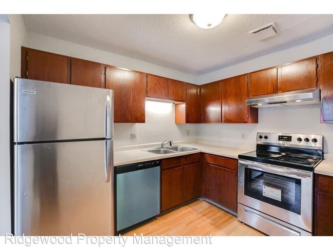 Building Photo - 2 br, 1 bath House - 1574 Cohansey Street ...