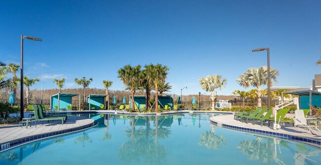 Building Photo - 4702 Sleepy Hollow Dr