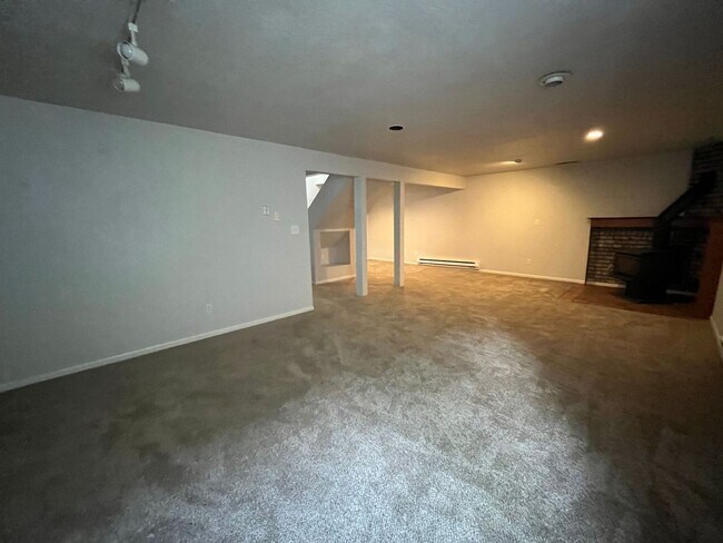 Building Photo - Great Home in West Fort Collins