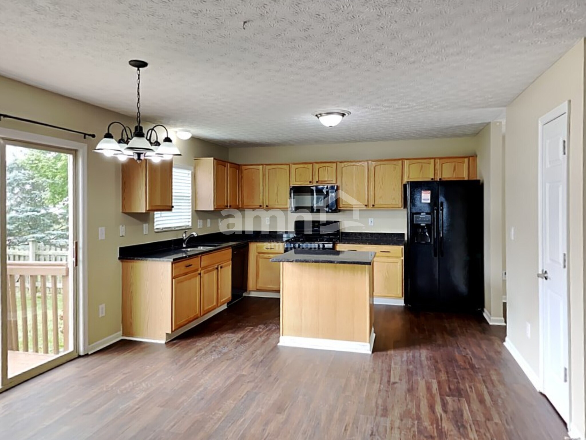 Building Photo - 9255 Ruston Ln