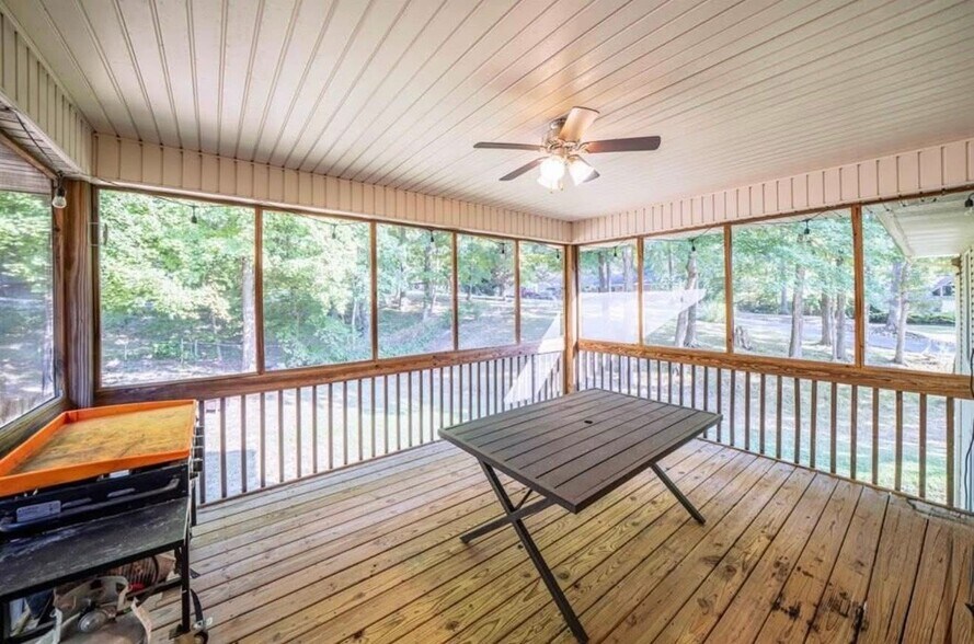 Building Photo - 120 Edgewood Rd