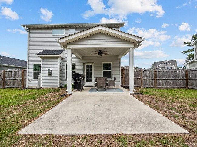 Building Photo - 220 Salty Dog Ln