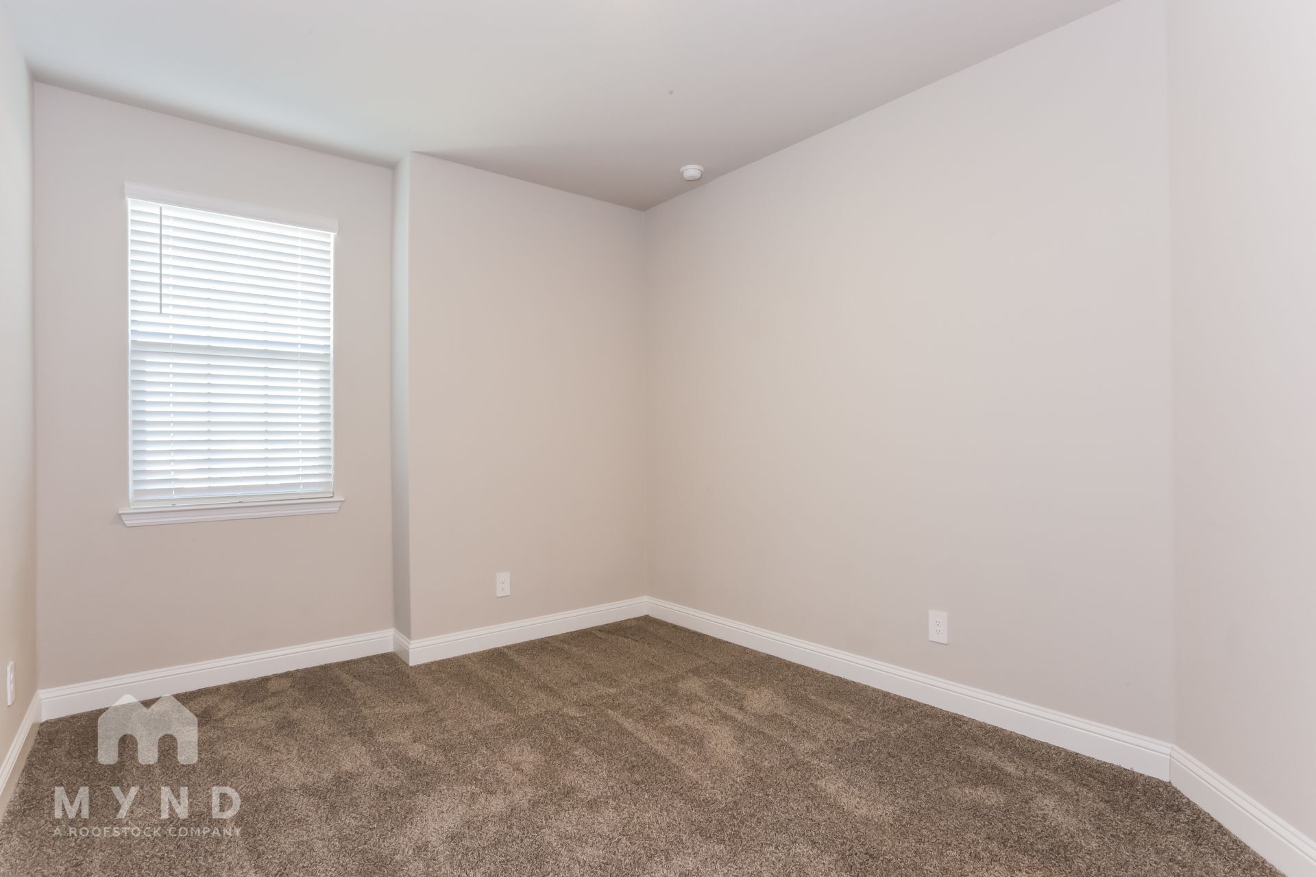 Building Photo - 6002 S 14th St