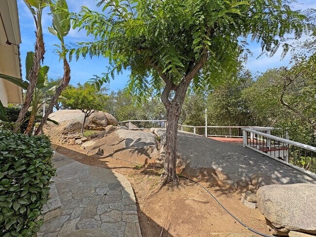 Building Photo - Hilltop Retreat with Pool, Garden & Panora...