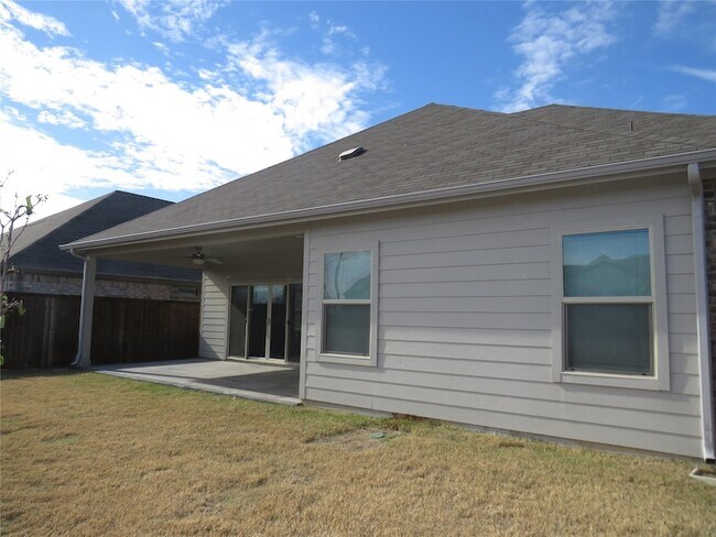 Building Photo - 3416 Chasemoor Dr