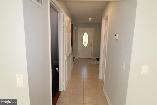 Building Photo - 10089 Bunker Woods Ct