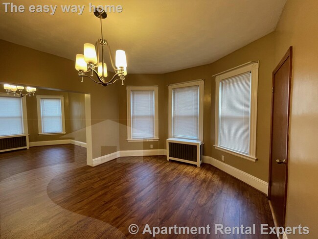 Building Photo - Somerville/Magoun Square 2 Bedroom for $2800