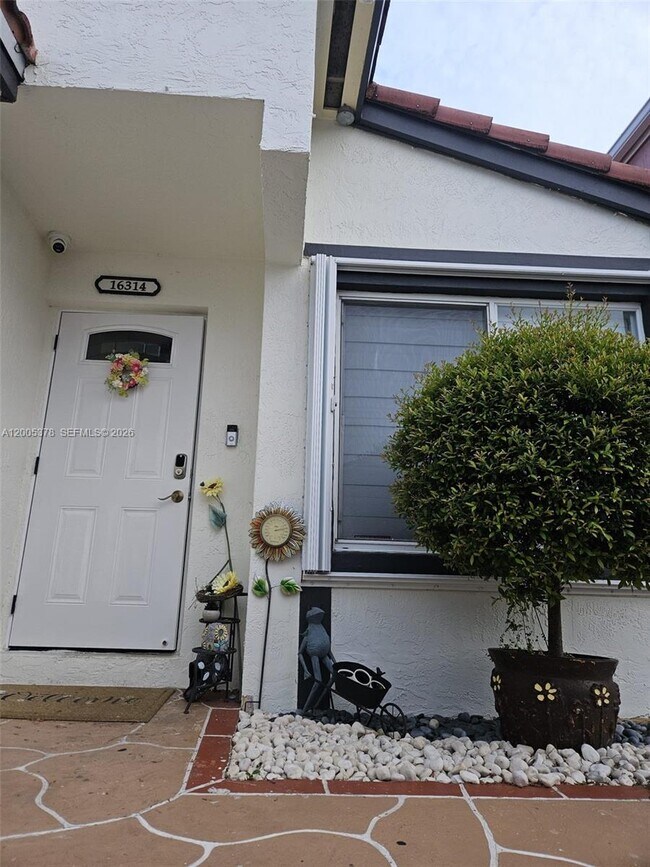 Building Photo - 16314 SW 97th St