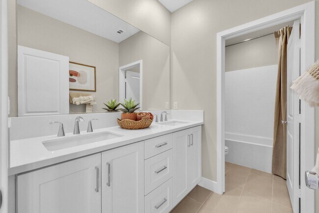 Building Photo - New-built Home in Great Park